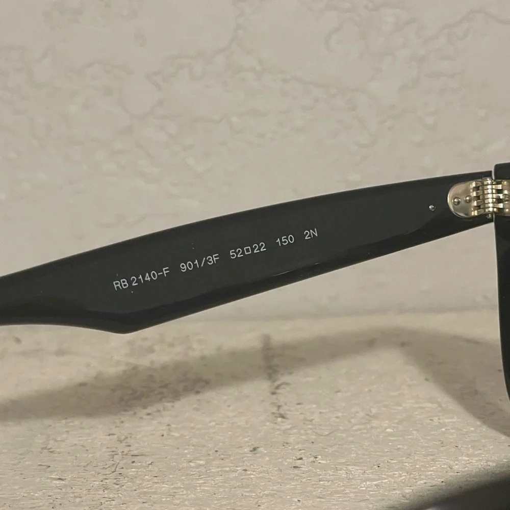 Ray-Ban Wayfarer 2140-F - Picture 4 of 5